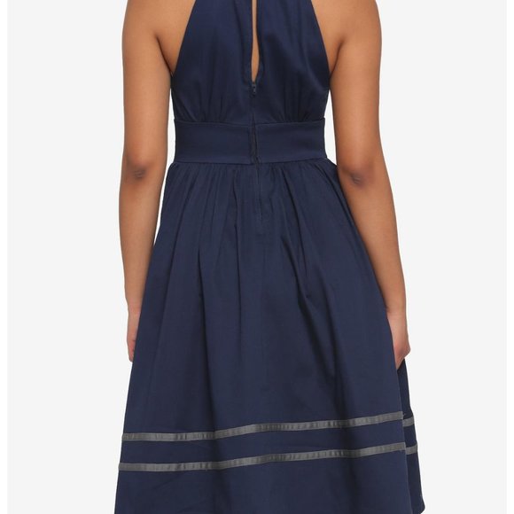 ISO Her Universe Ahsoka Tano Dress - Picture 2 of 2